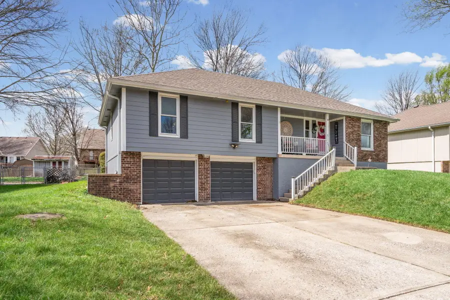 516 SE Claremont Street, Lees Summit, MO 64063 - #2