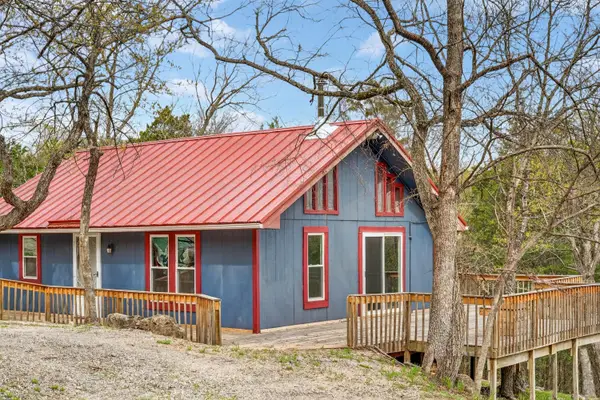 244 Skyline Drive, Galena, MO 65656