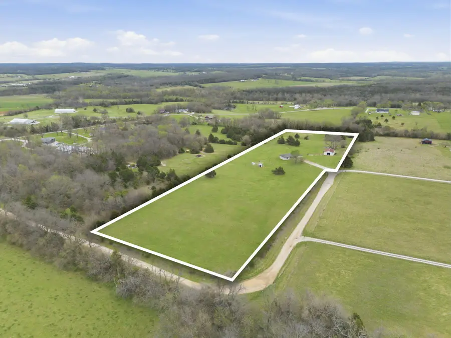 5214 S 190th Road, Bolivar, MO 65613 - #2