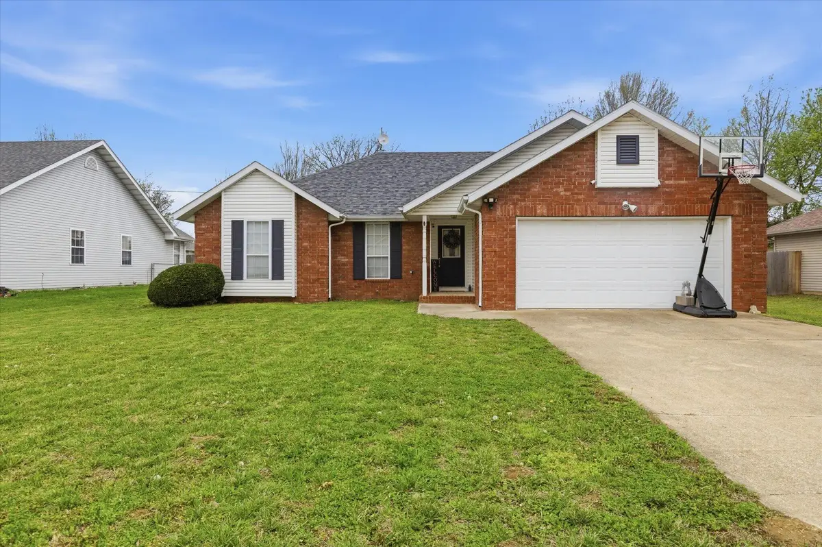 501 S Flint Avenue, Bolivar, MO 65613 - #1