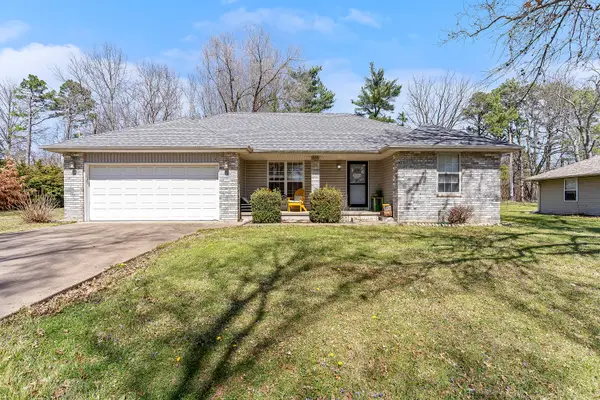 208 Thelma Avenue, Rogersville, MO 65742