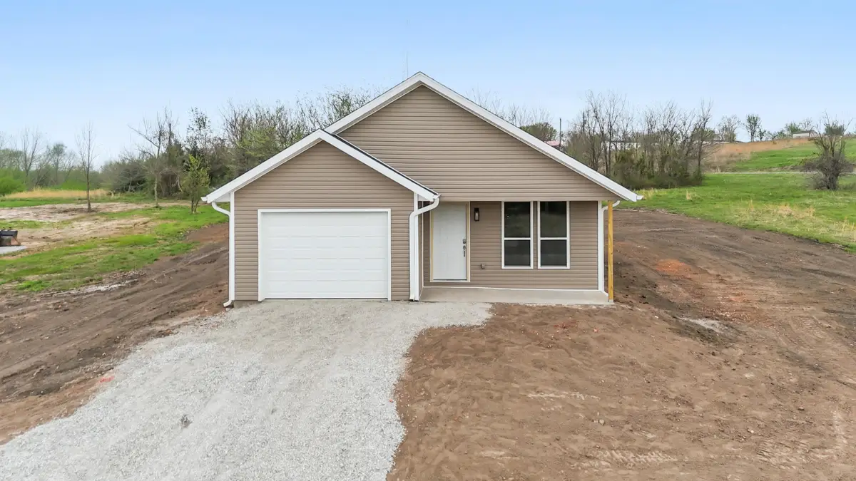 7902 Blockade Village N, Seligman, MO 65745 - #1