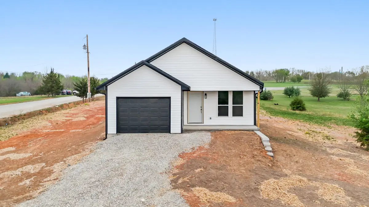 7858 Blockade Village N, Seligman, MO 65745 - #1