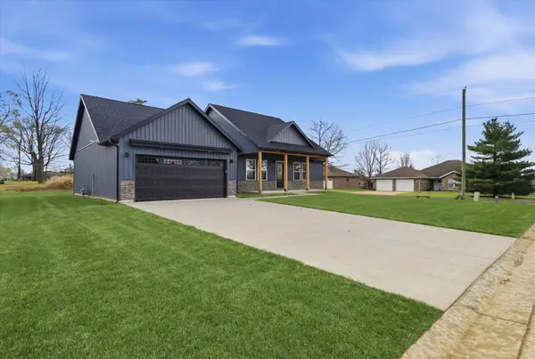 2602 Country Drive, Mountain Grove, MO 65711