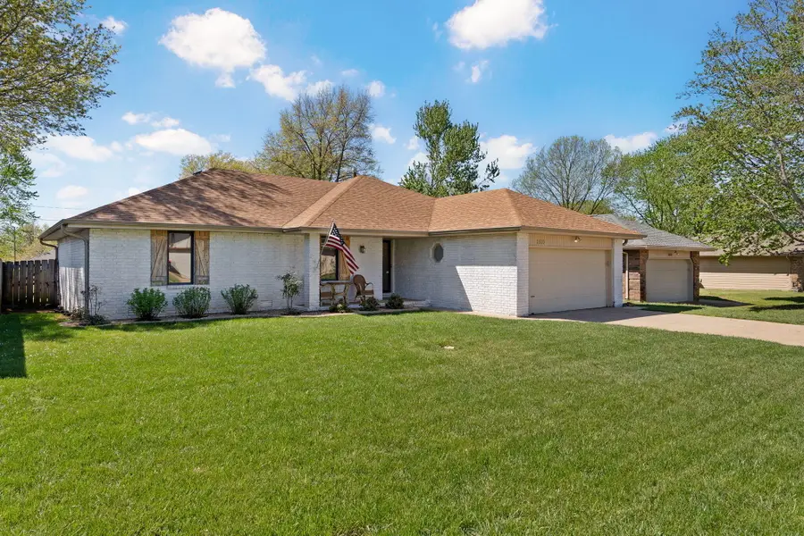 1510 W Lindberg Street, Springfield, MO 65807 - #3