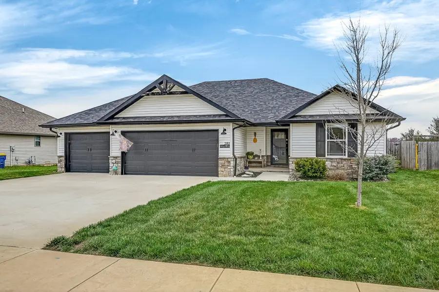 283 Hickory Hills Street, Rogersville, MO 65742 - #2