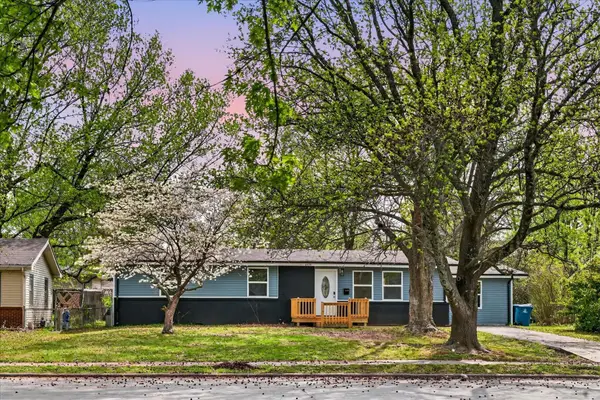 1036 E Morningside Street, Springfield, MO 65807