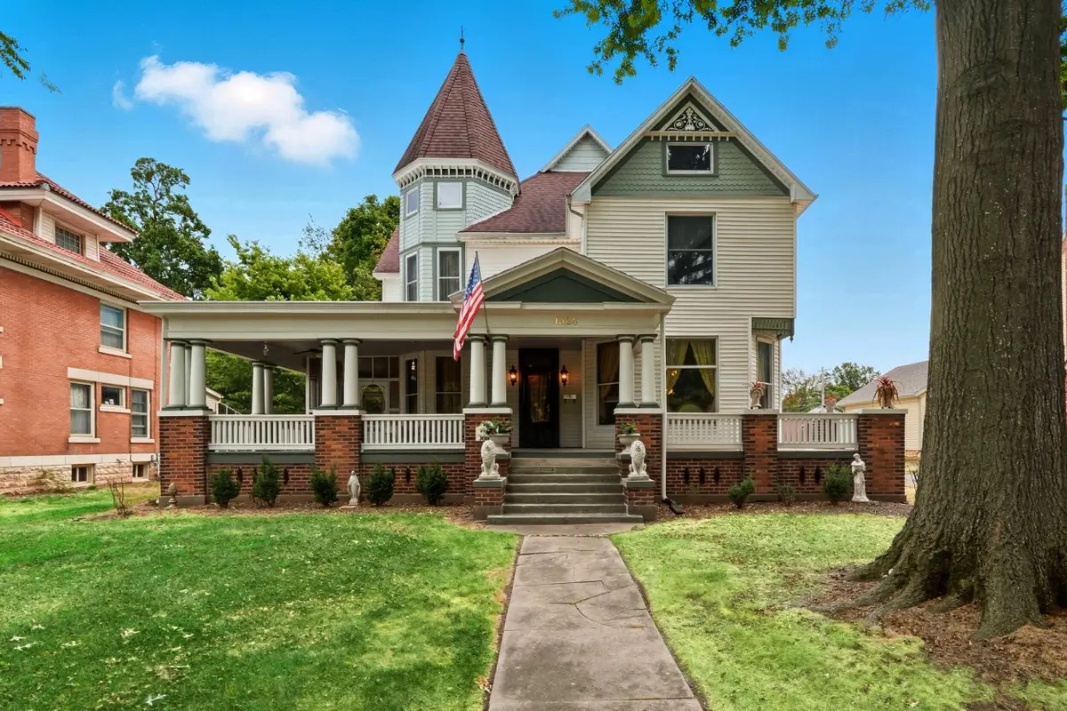 1324 N Washington Avenue, Springfield, MO 65802 - #1