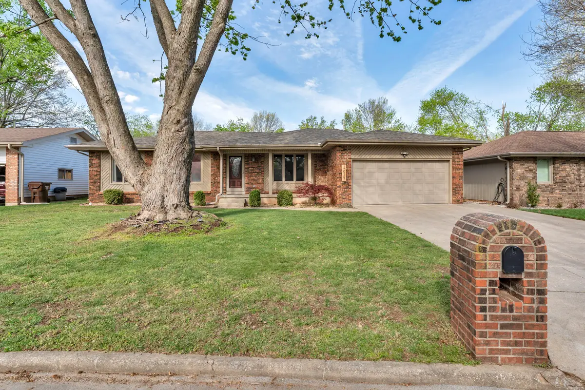 3627 S Westwood Avenue, Springfield, MO 65807 - #1