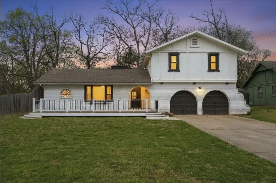 3231 S Parkhill Avenue, Springfield, MO 65807 - #2