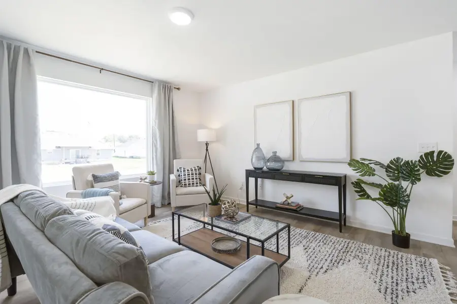 245 S Chesterfield Avenue, Rogersville, MO 65742 - #3