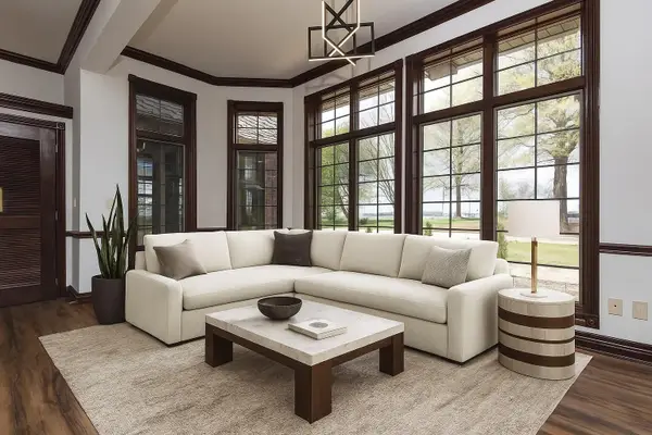 6307 S Meadowview Drive, Ozark, MO 65721