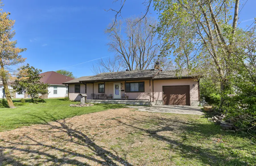 701 E Jackson Street, Marshfield, MO 65706 - #2