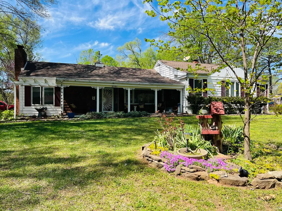 2101 S Glendale Avenue, Springfield, MO 65804 - #1