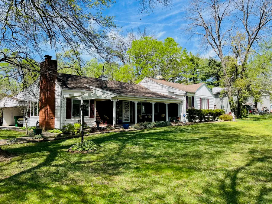 2101 S Glendale Avenue, Springfield, MO 65804 - #2