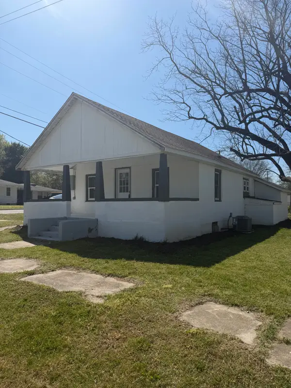 733 S Griffith Avenue, Aurora, MO 65605