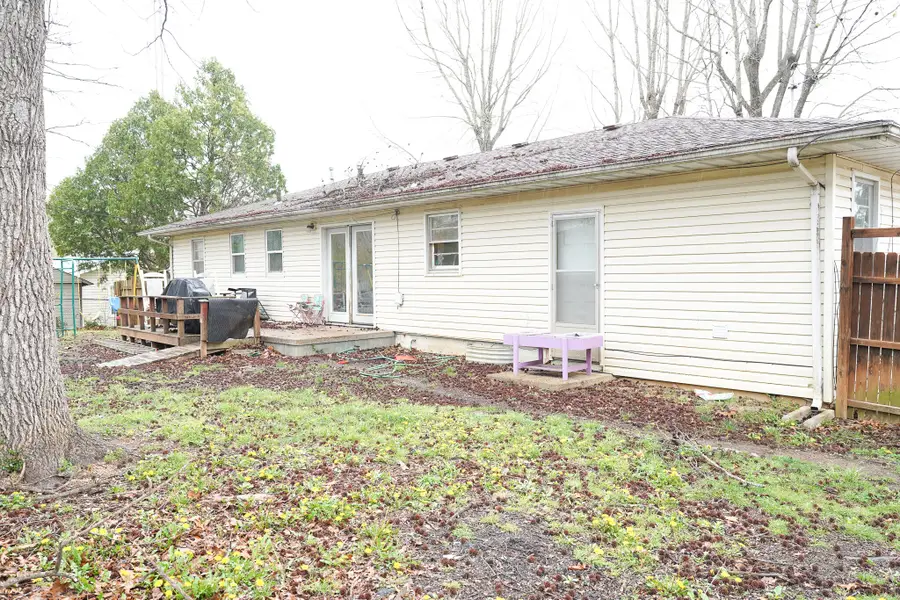 925 Patton Avenue, Cabool, MO 65689 - #3