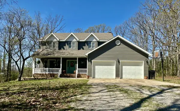 1729 N Pine Street, Marshfield, MO 65706