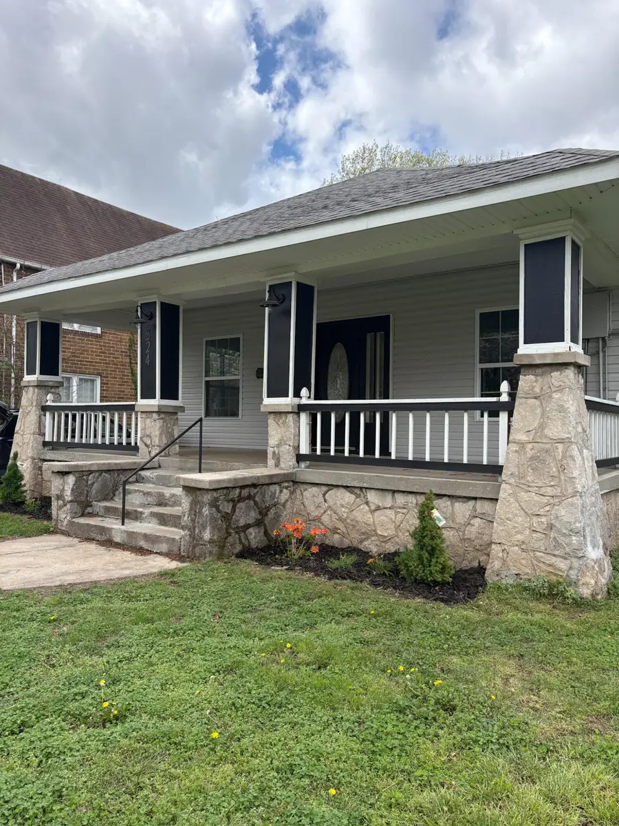 324 Saint Johns Street, Neosho, MO 64850 - #2