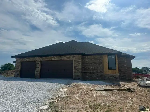 1797 E Skyline Avenue, Ozark, MO 65721 - #3