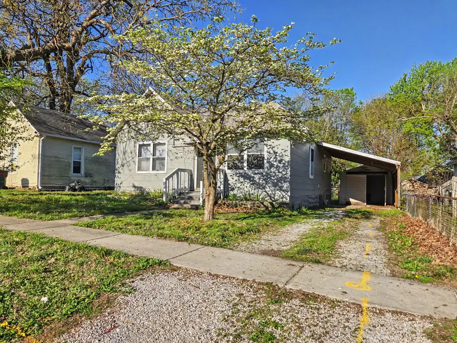 2033 N Taylor Avenue, Springfield, MO 65803 - #2