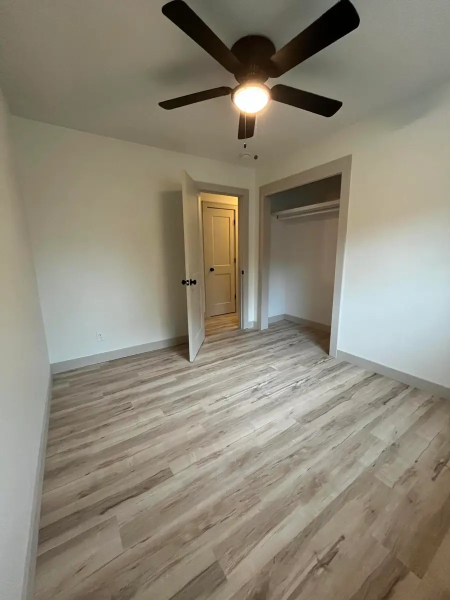 1428 S Pickwick Avenue, Springfield, MO 65804 - #3