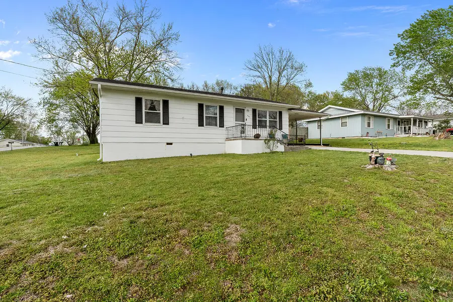 457 W Burford Street, Marshfield, MO 65706 - #2