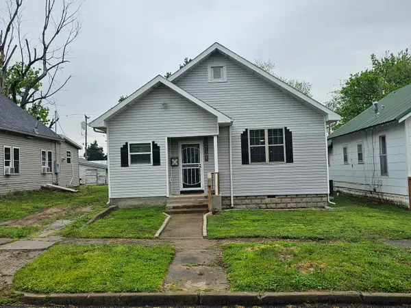 613 8th Street, Monett, MO 65708