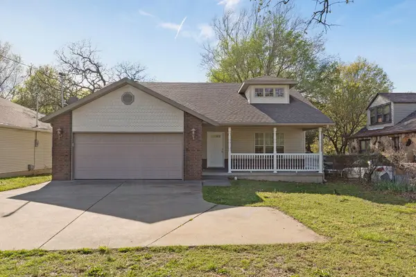 2675 N National Avenue, Springfield, MO 65803