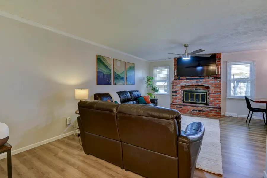 3409 S Rogers Avenue, Springfield, MO 65804 - #3