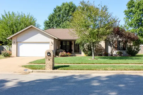 343 S Foster Avenue, Springfield, MO 65802