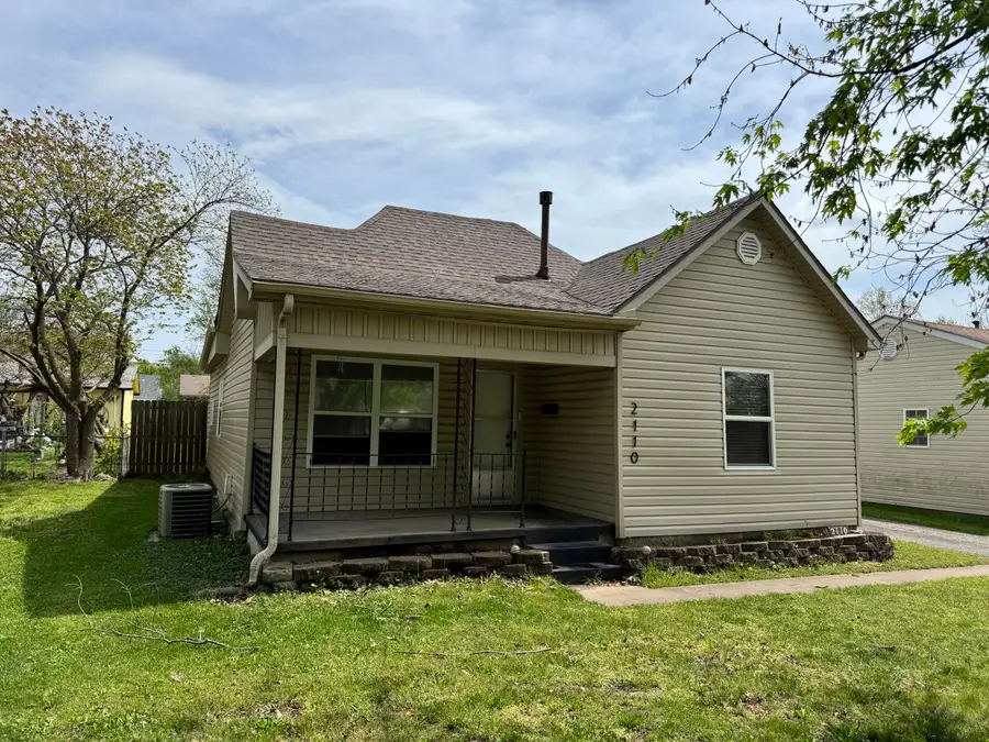 2110 N Pickwick Avenue, Springfield, MO 65803 - #3
