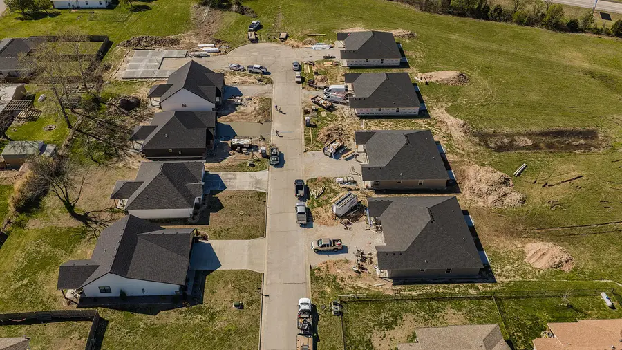 2721/2773 S Caden Lane, Bolivar, MO 65613 - #2