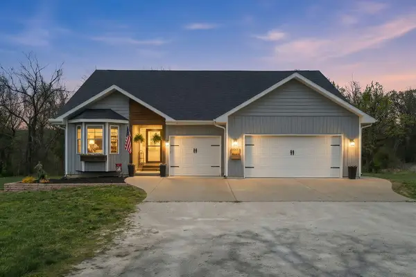 5047 E State Highway Kk, Fair Grove, MO 65648