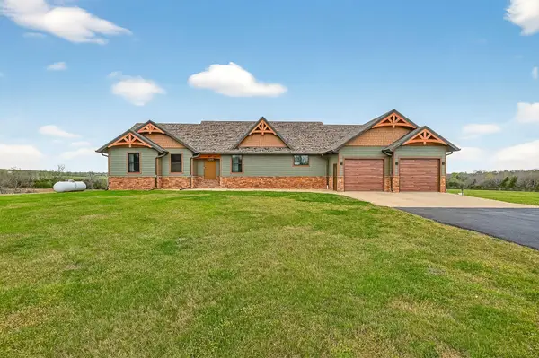 132 County Road 900, Theodosia, MO 65761