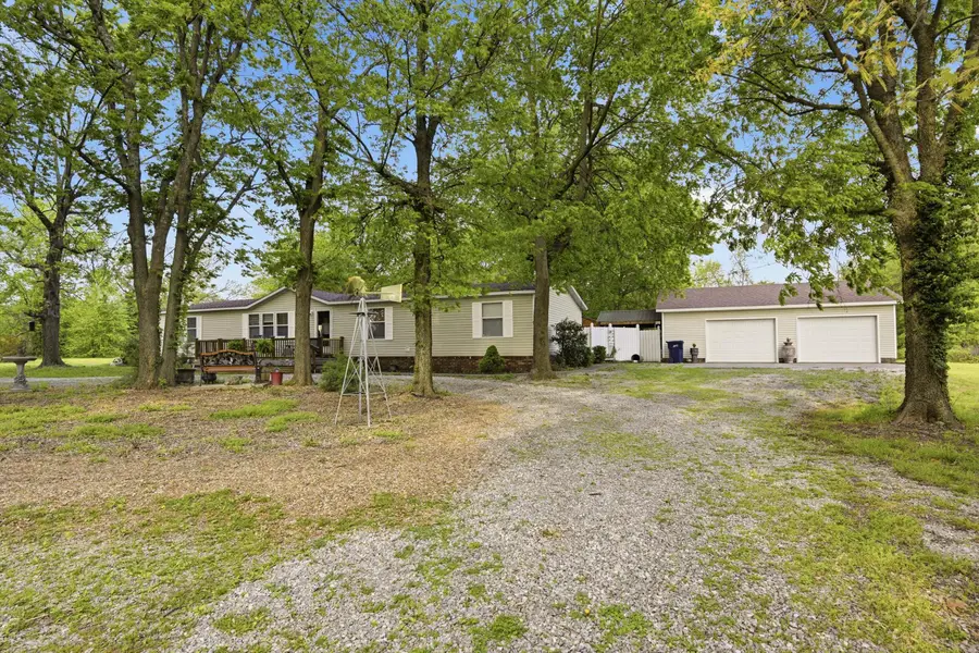 1822 N East Street, Webb City, MO 64870 - #2