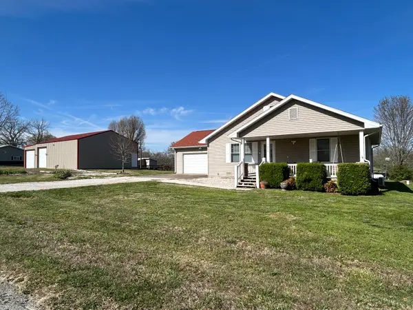 15025 E 2022 Road, Stockton, MO 65785