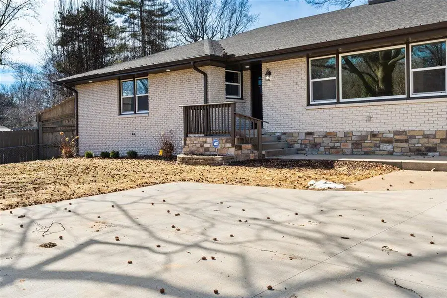 2435 S Brentwood, Springfield, MO 65804 - #3