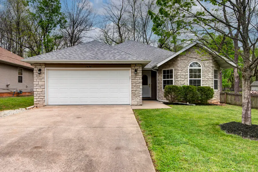 1434 S Kansas Avenue, Springfield, MO 65807 - #2