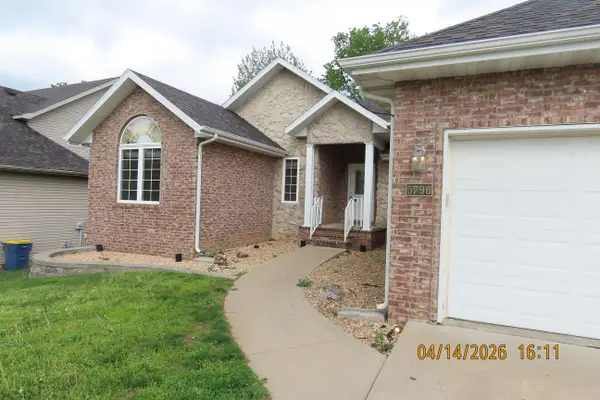 5796 S Parkhill Avenue, Springfield, MO 65810