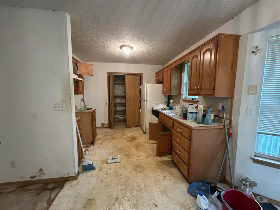 2032 N Park Avenue, Springfield, MO 65803 - #2