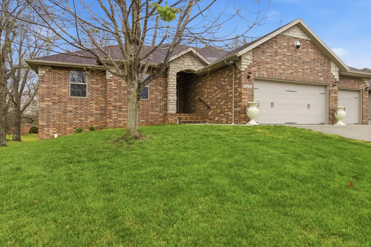 5618 E Pearson Parkway, Strafford, MO 65757 - #1