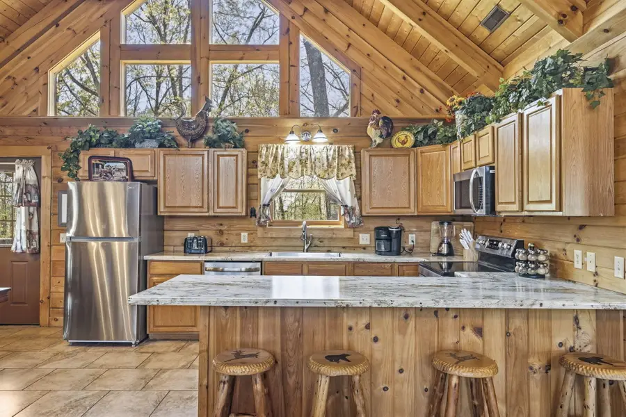 906 Jones Road, Ridgedale, MO 65739 - #2