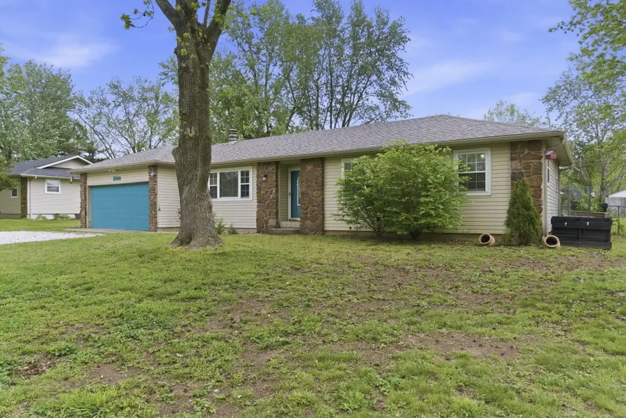 5300 S Allen Avenue, Battlefield, MO 65619 - #2