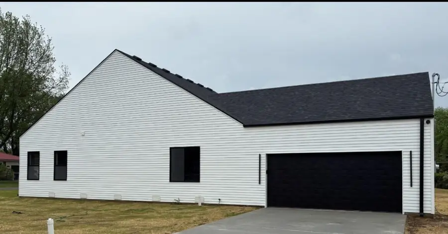 2556 W Madison Street, Springfield, MO 65802 - #2