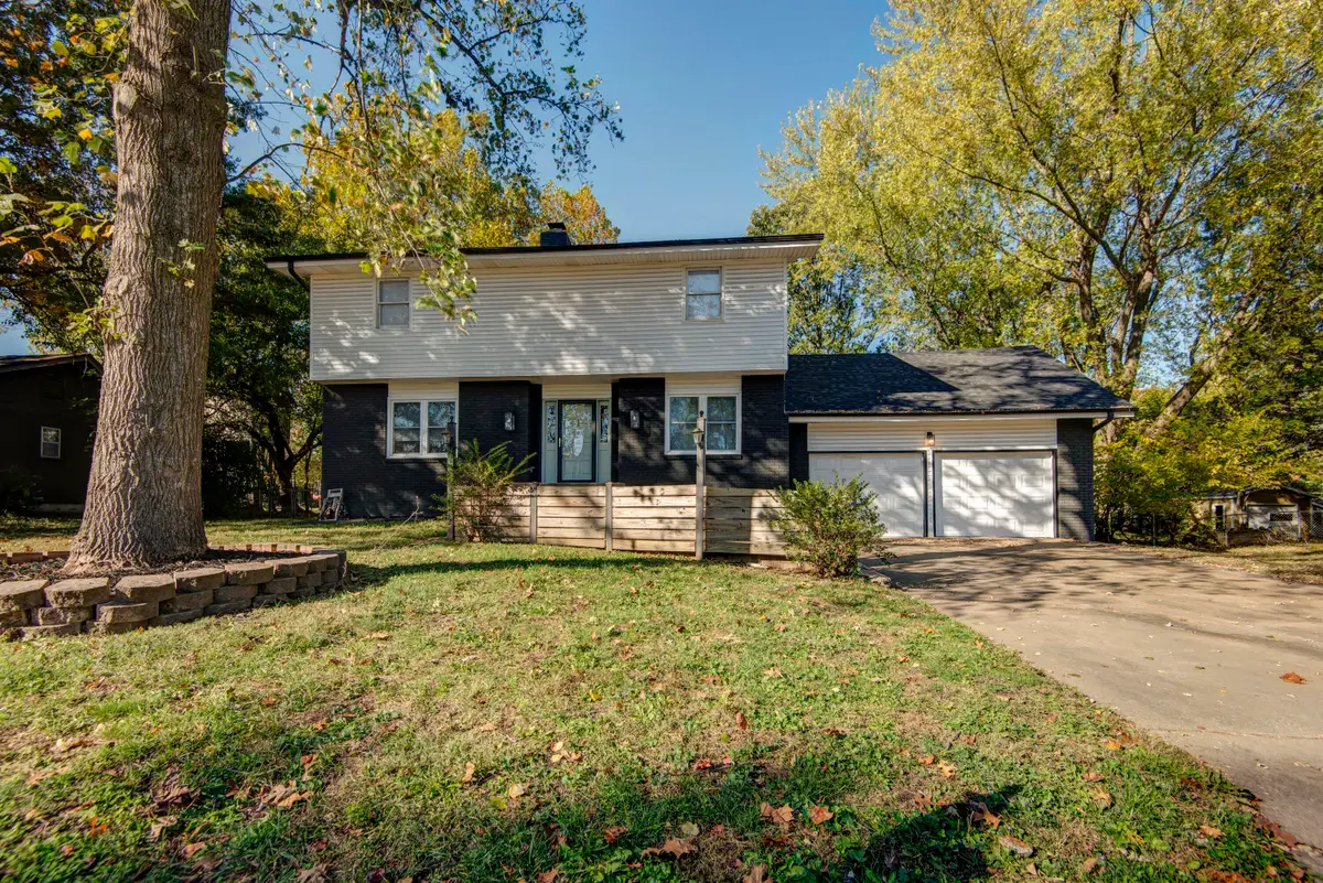 4261 S Meadowlark Drive, Springfield, MO 65810 - #1