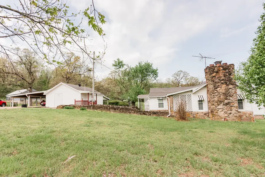 5423 S 226th Road, Pleasant Hope, MO 65725 - #3