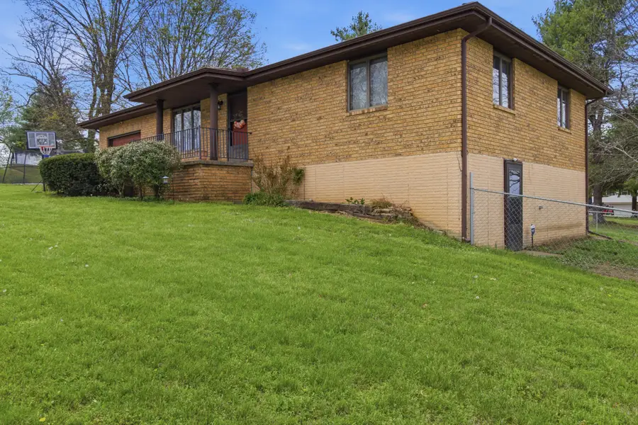 423 Jeanne Drive, Mount Vernon, MO 65712 - #2