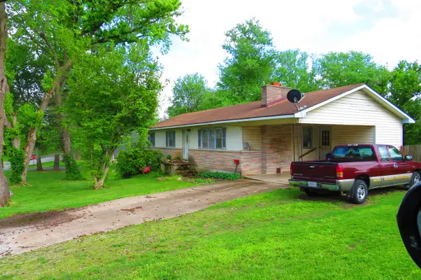 303 W Jennifer Street, Mansfield, MO 65704
