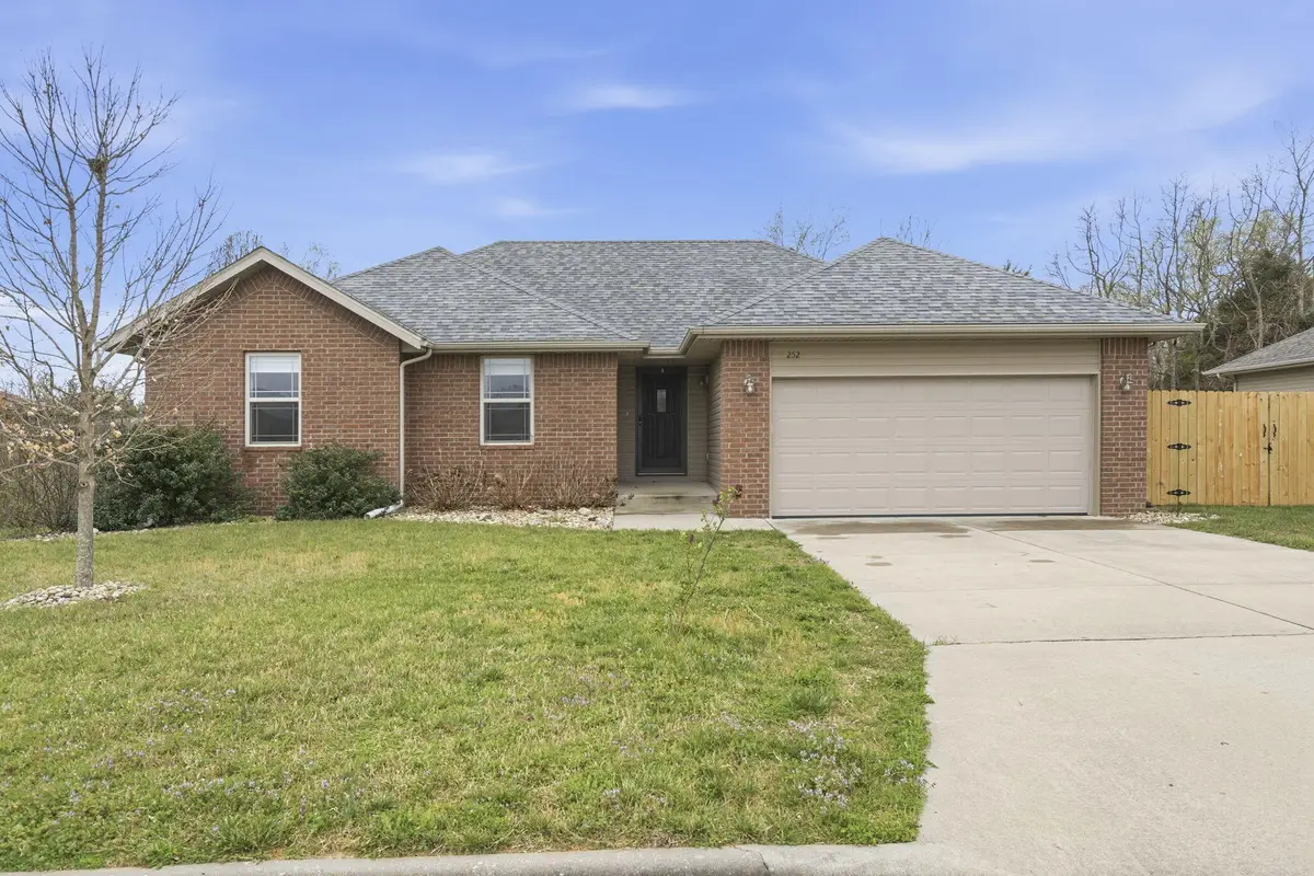 252 Maplewood Drive, Highlandville, MO 65669 - #1